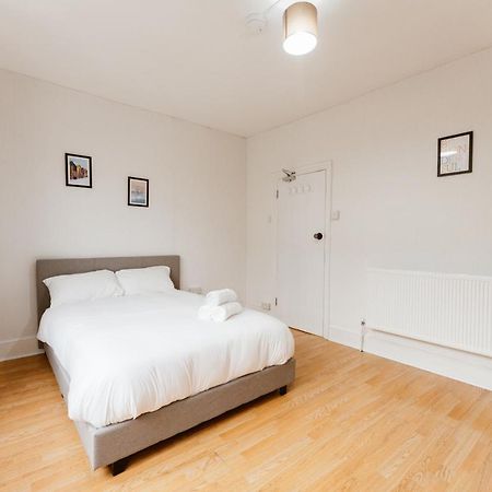 Great Rooms In Plaistow Лондон Экстерьер фото