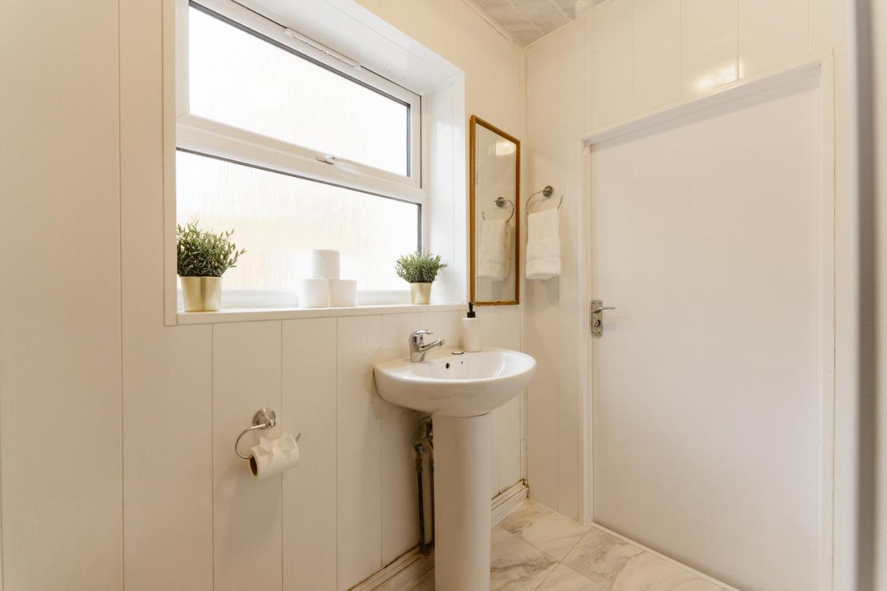 Great Rooms In Plaistow Лондон Экстерьер фото