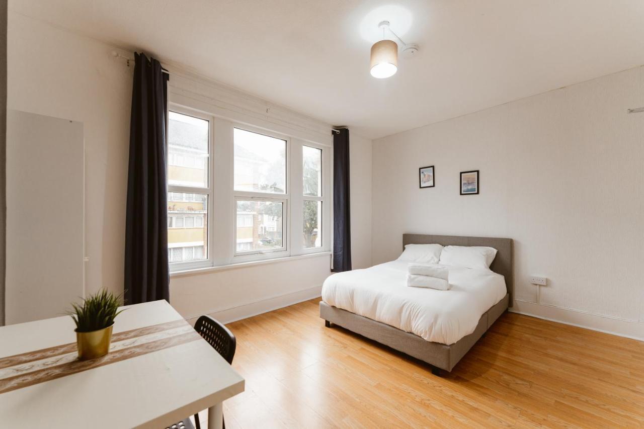 Great Rooms In Plaistow Лондон Экстерьер фото