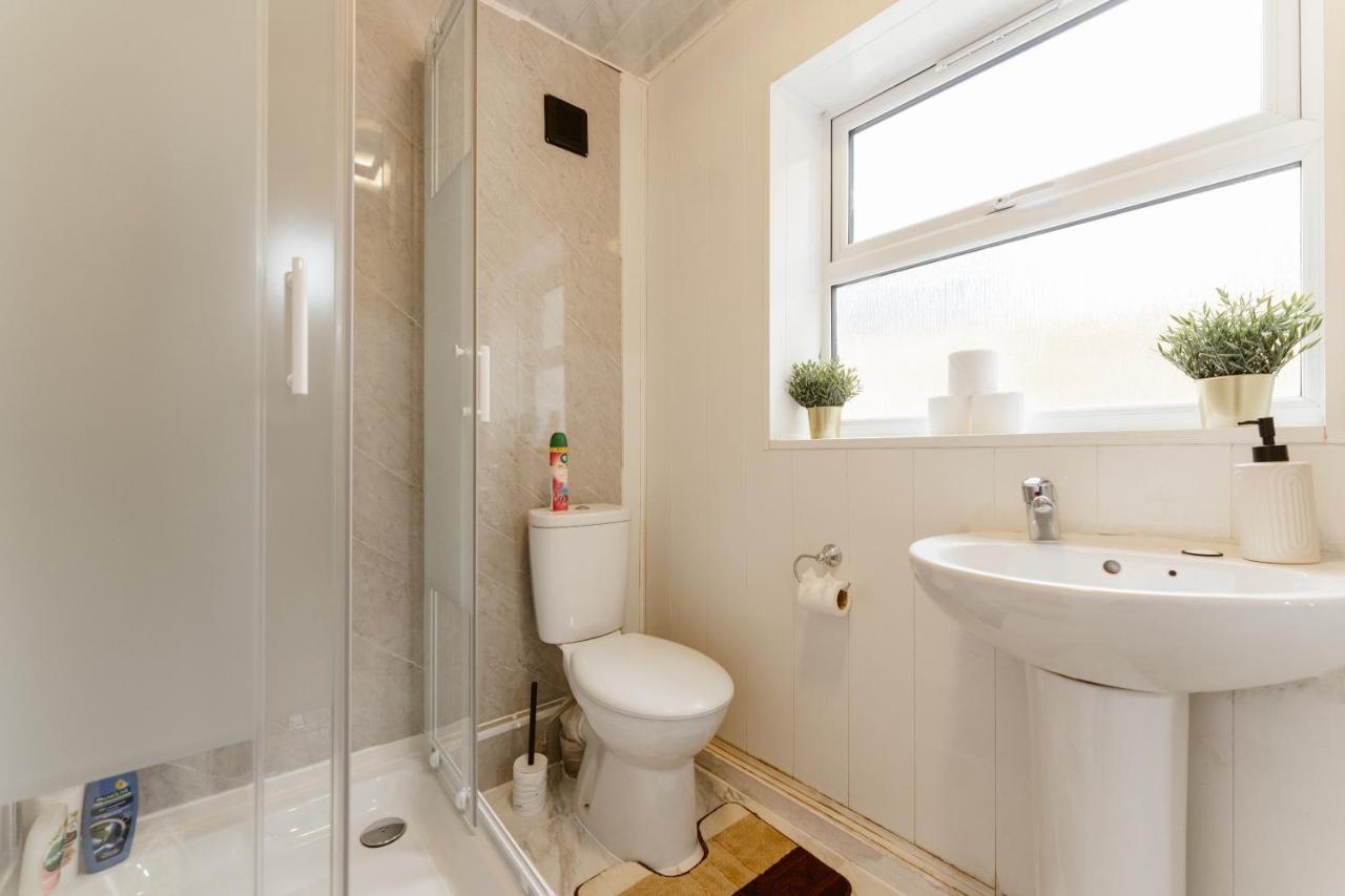 Great Rooms In Plaistow Лондон Экстерьер фото
